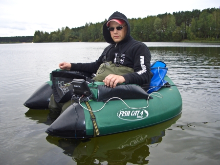 Angler auf Belly Boat