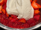 2 Himbeer Erdbeer Rahmquark 250408.JPG