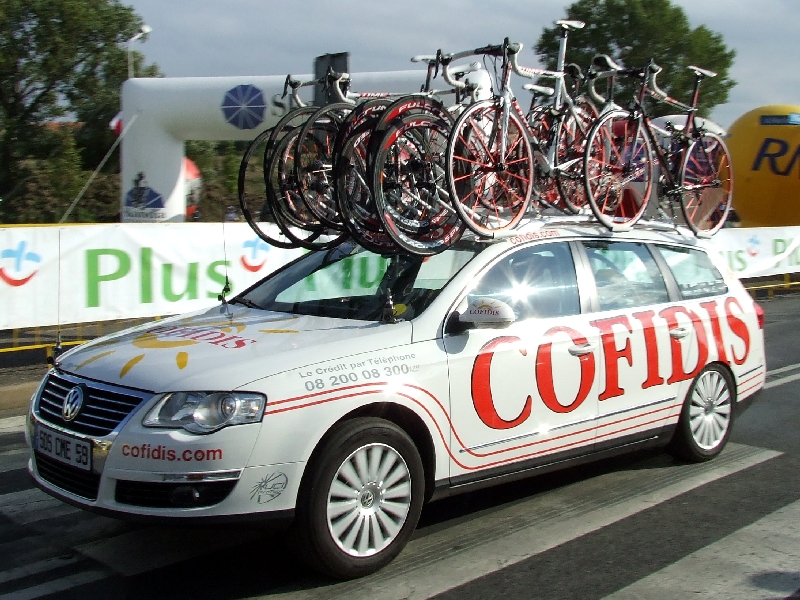 W%C3%B3z_techniczny_Cofidis.JPG