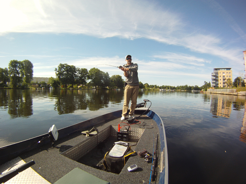 Feuer frei! Mit der kleinsten Crankbait-Rute von Loomis lassen sich kleine Cranks super werfen und führen.