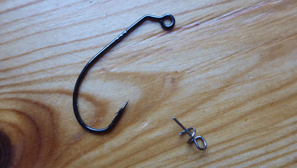 Camo EZ Lure Keeper Finesse Hooks